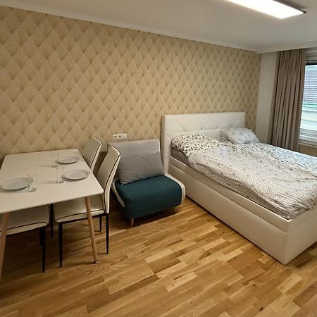 Exclusive Serviced Flat On Taborstrasse เวียนนา ภายนอก รูปภาพ