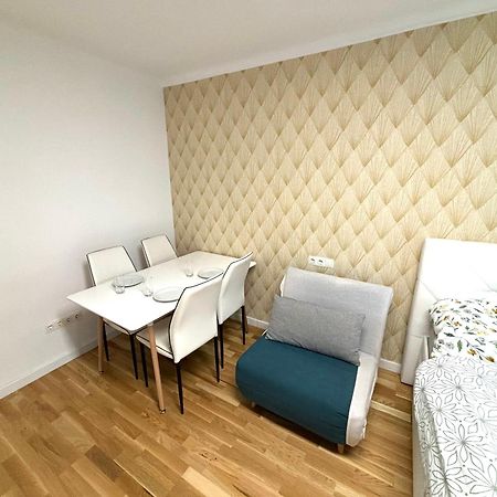 Exclusive Serviced Flat On Taborstrasse เวียนนา ภายนอก รูปภาพ